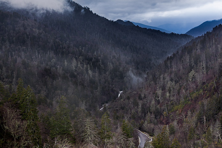 Shooting mountains under lowlight and Fog
