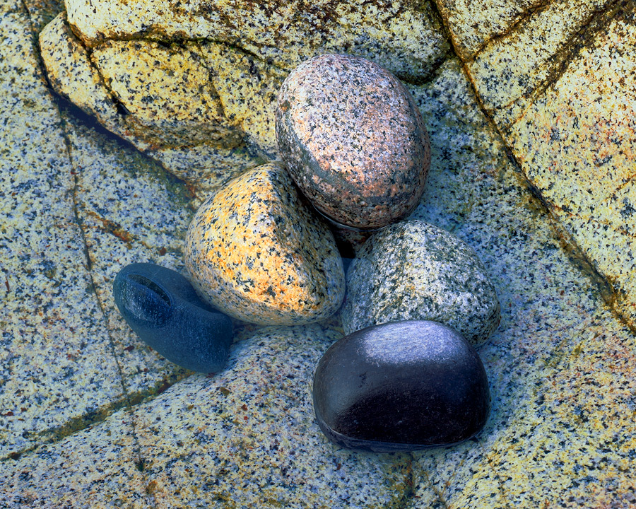 Nanven pebbles