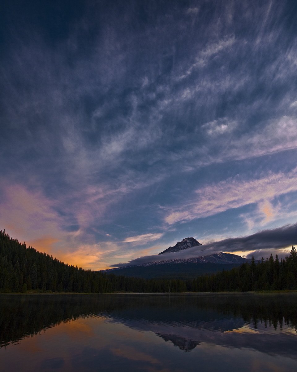 Trillium Lake, Dawn