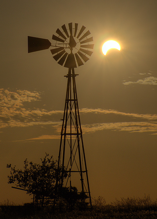 Eclipe and windmill