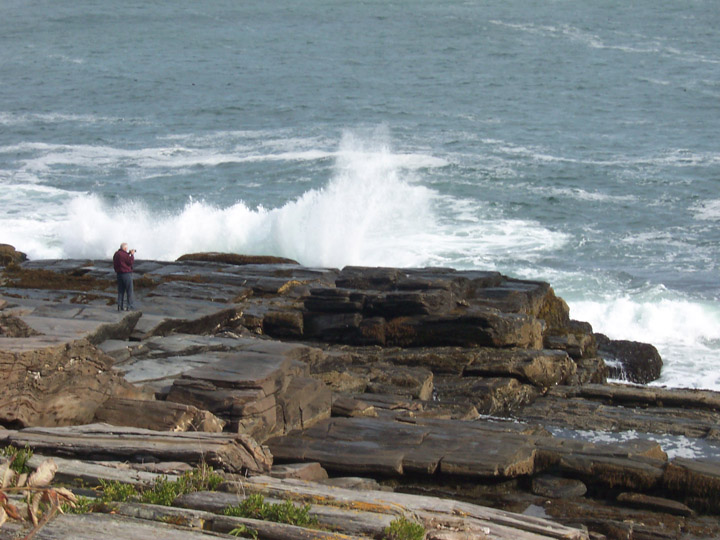 Waves over the rocks