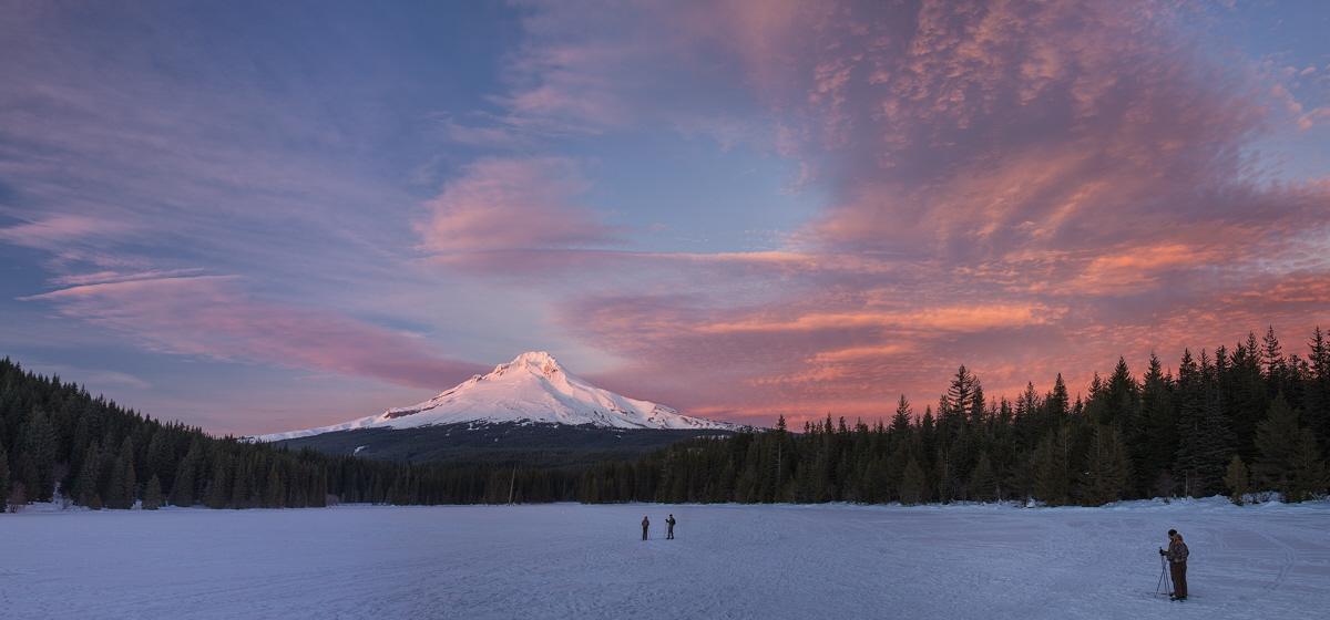 Skiing on Trillium Lake