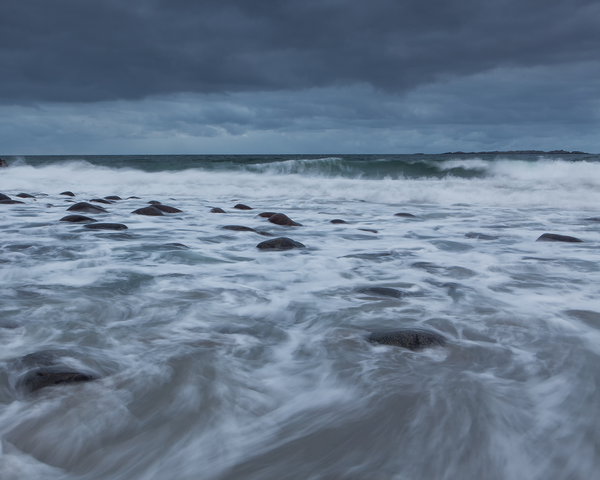 Uttakleiv Surf + Repost