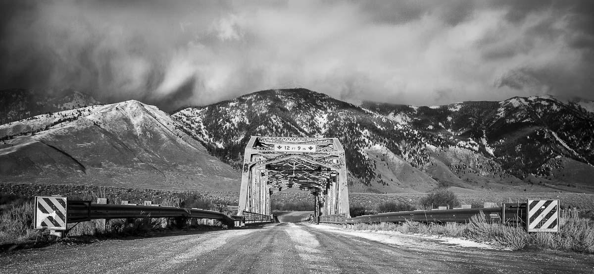 Three Dollar Bridge