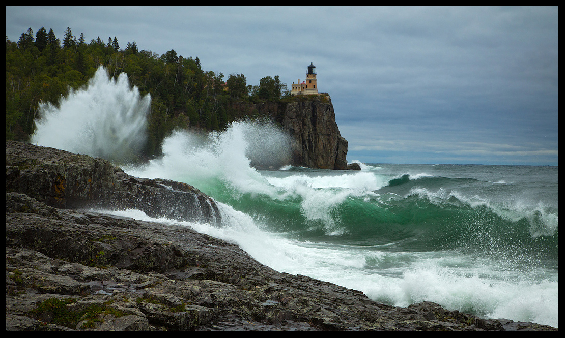 Crashing Waves