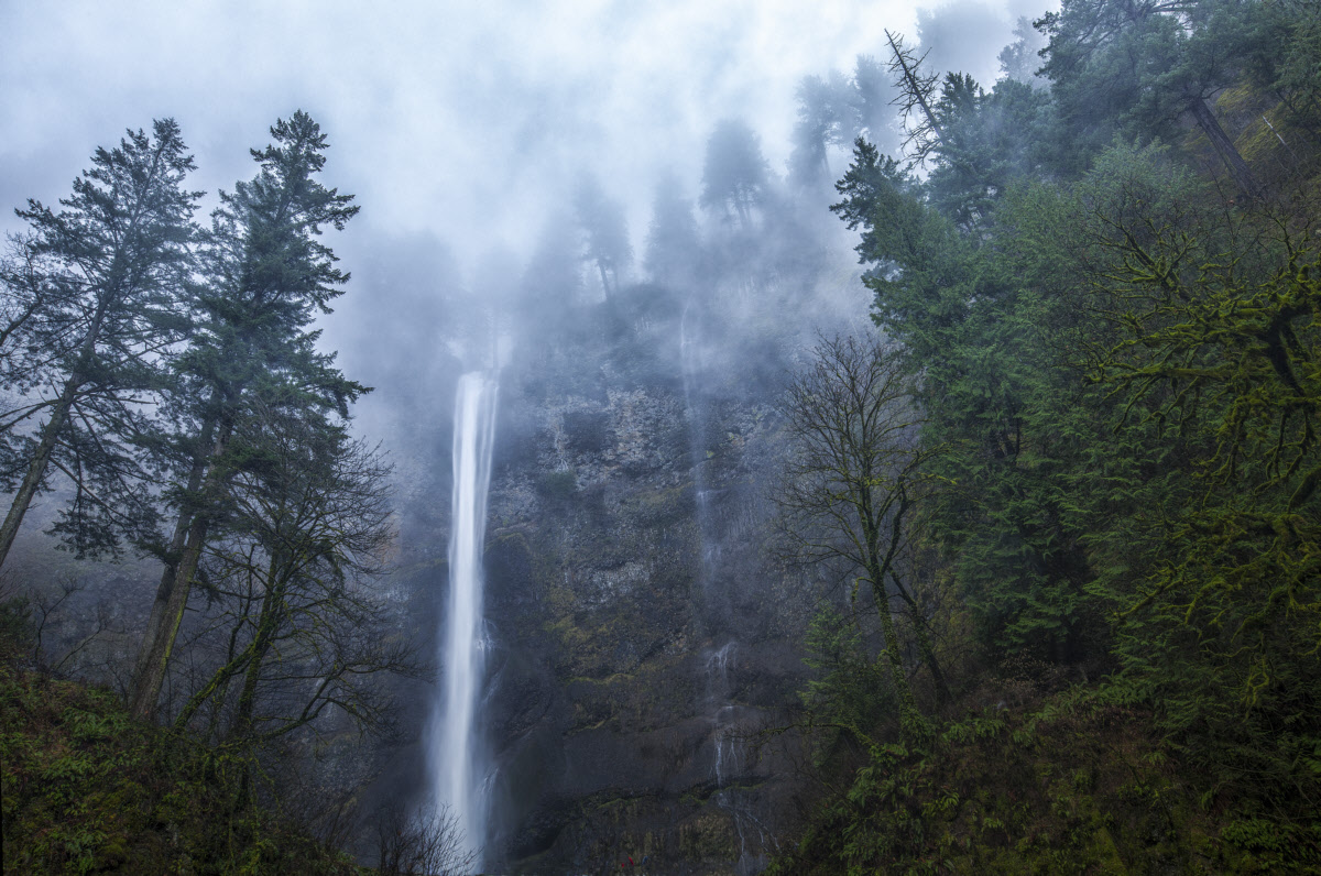 Multnomah Falls WInter 