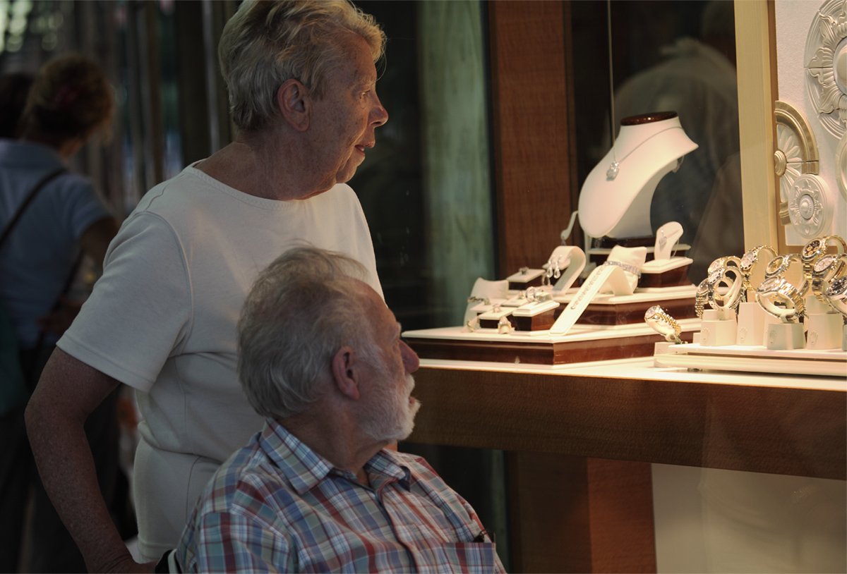 Couple, Jewlery Store NZ