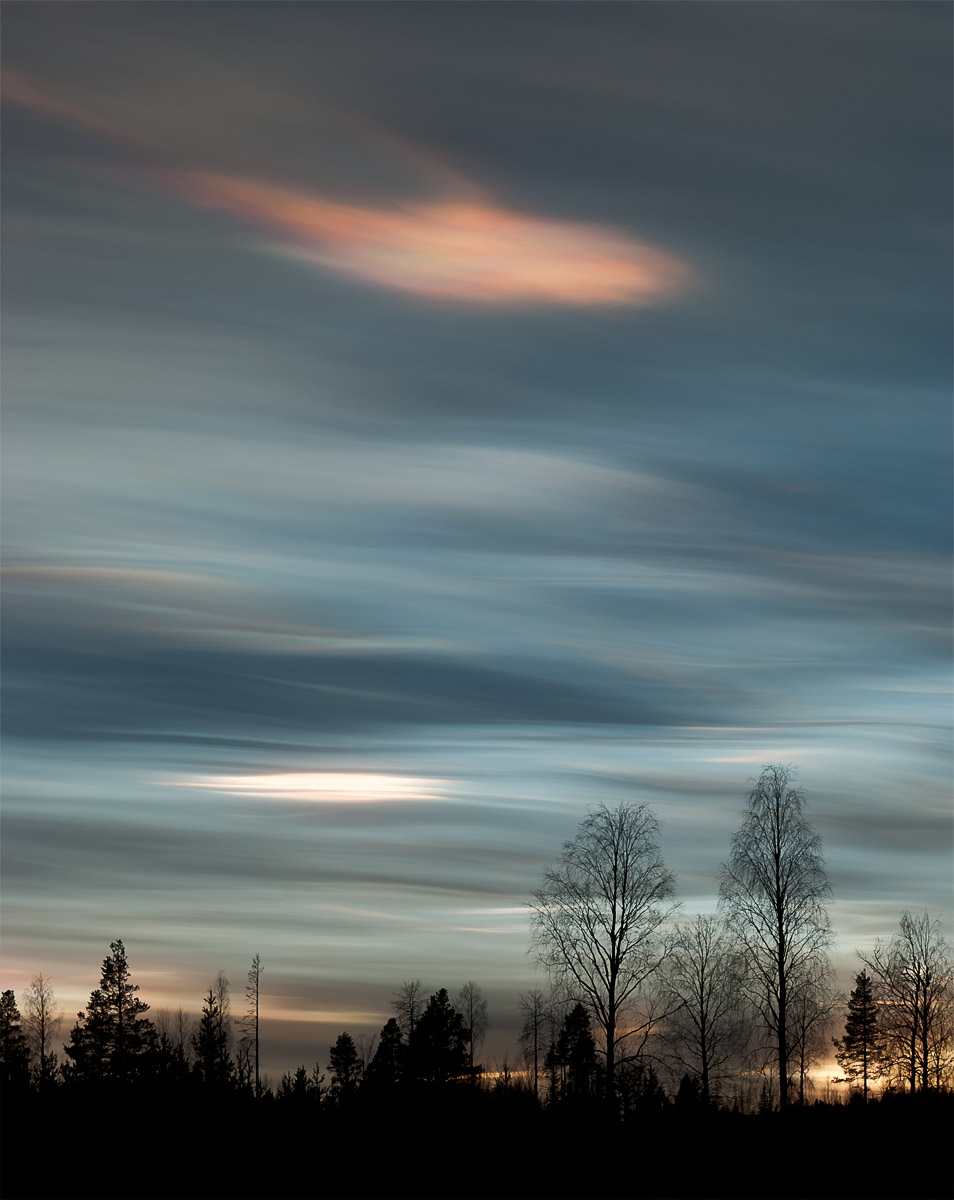 Nacreous clouds