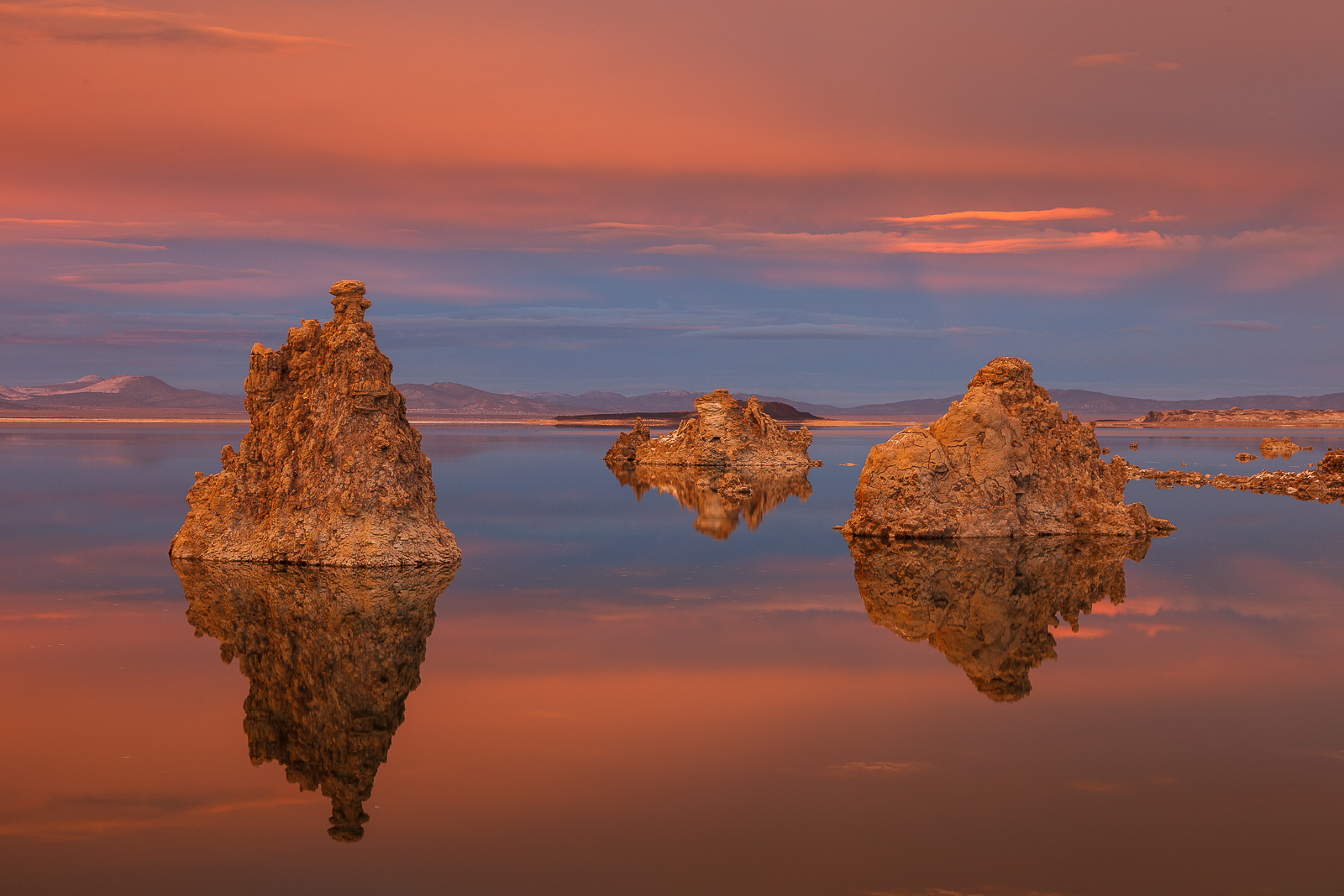 Mono Stillness