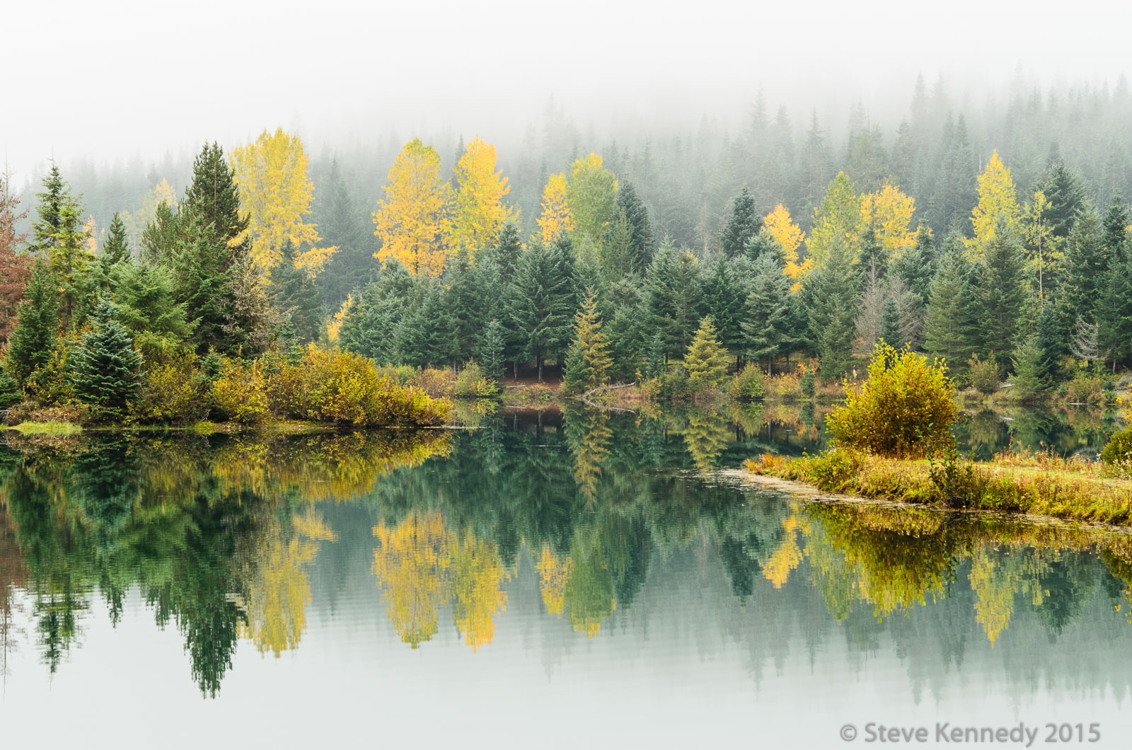 Fall at Gold Creek Pond
