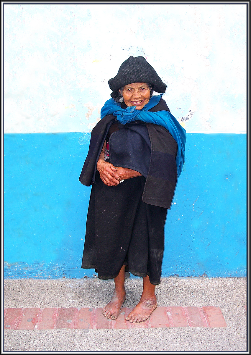 Quito Street Lady