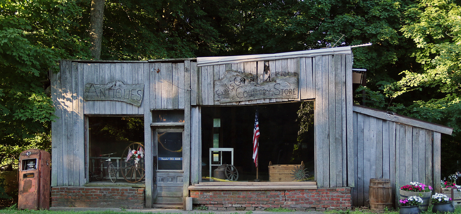 Funks Grove store